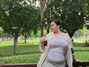 四川少扫搡BBW搡BBBB_四川少扫搡 BBW 搡 BBBB，为何这一现象引起争议？