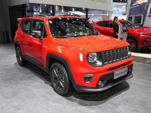 红色 jeep 官方入口——领略 jeep 品牌文化，体验专业级越野驾乘感受